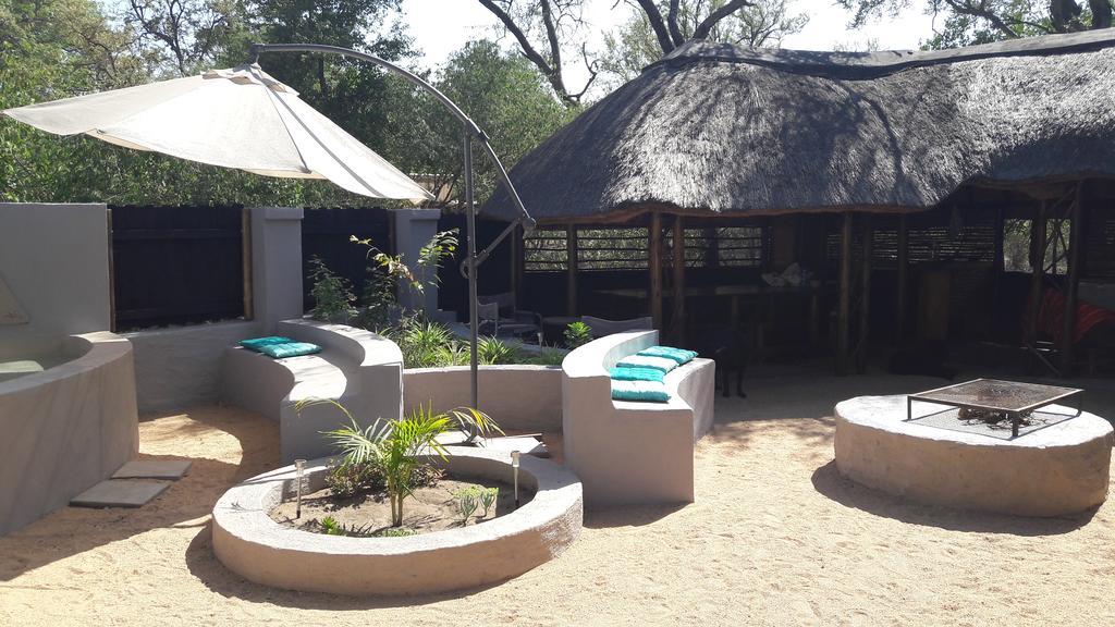 Off Beat Safaris Bush Lodge Hoedspruit Exterior photo